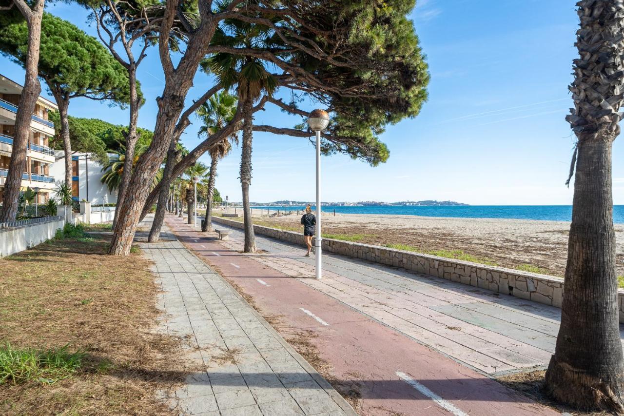Hauzify I Apartaments Reddis Cambrils Buitenkant foto