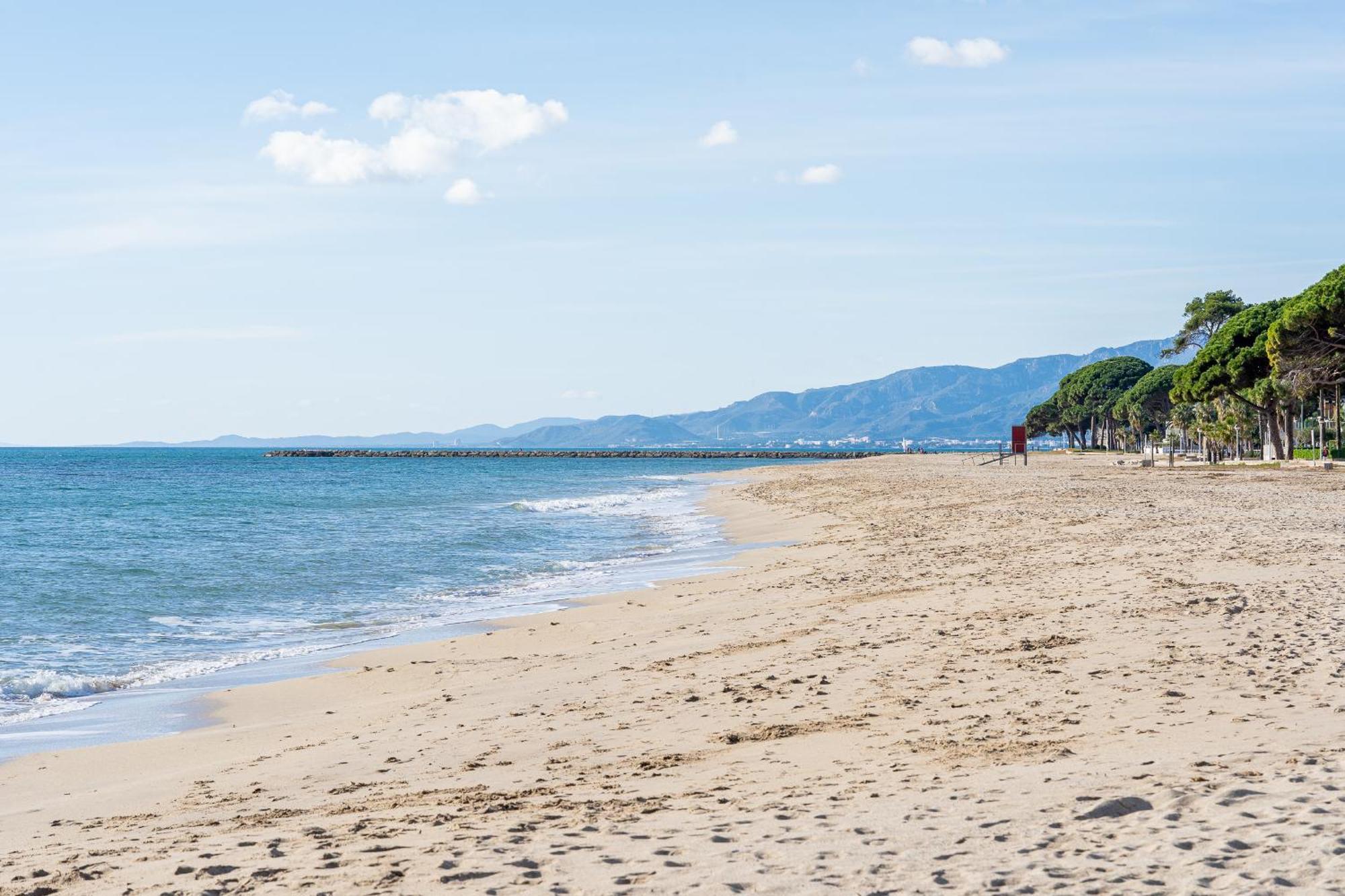 Hauzify I Apartaments Reddis Cambrils Buitenkant foto